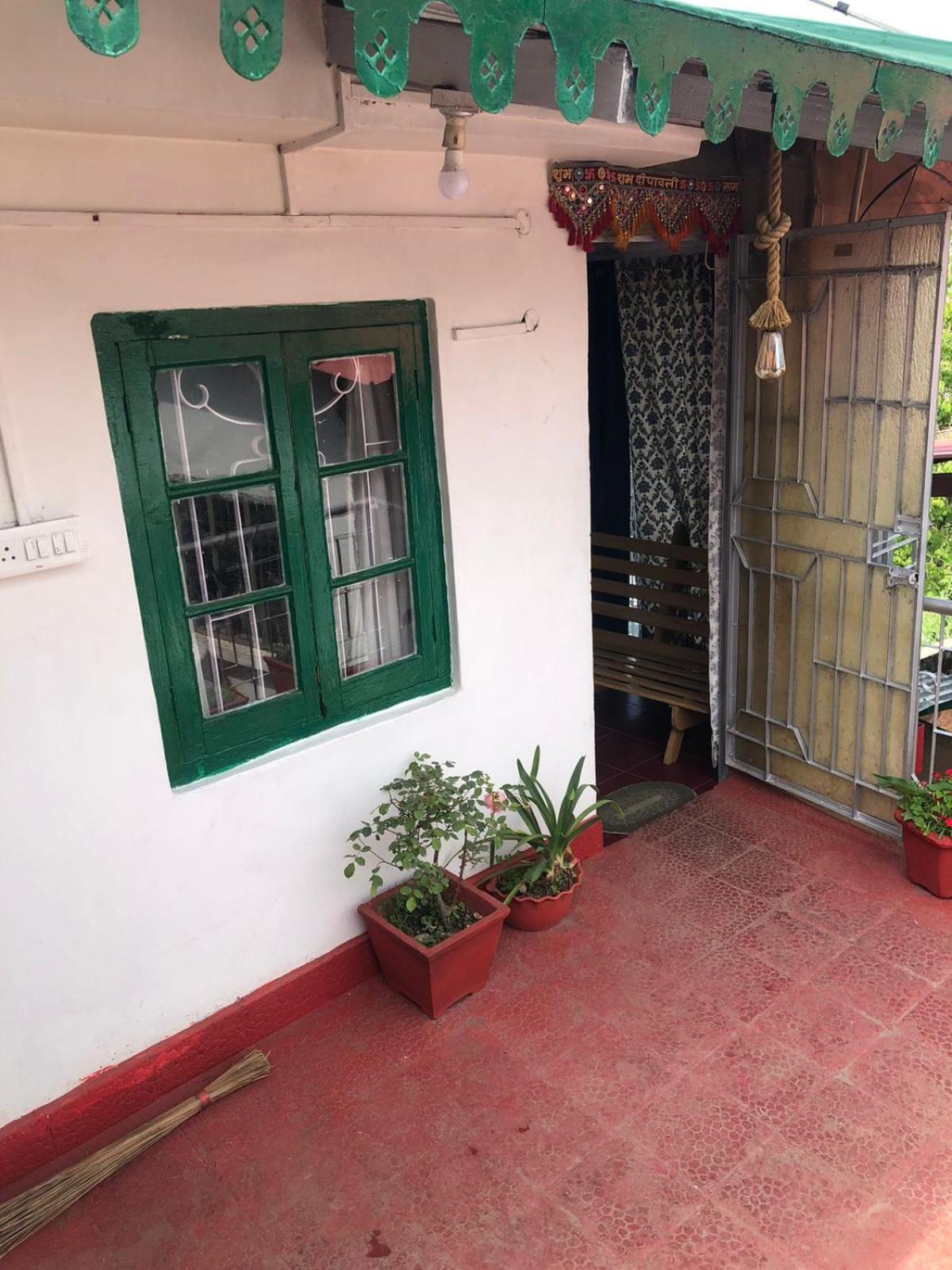 Jindal Home Stay ムスーリー エクステリア 写真